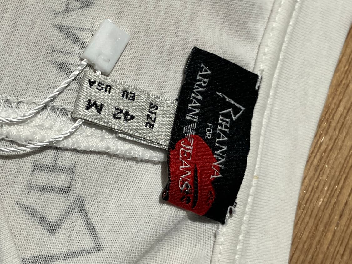 Armani Jeans x Rihanna 그래픽 티셔츠 M 상품이미지7