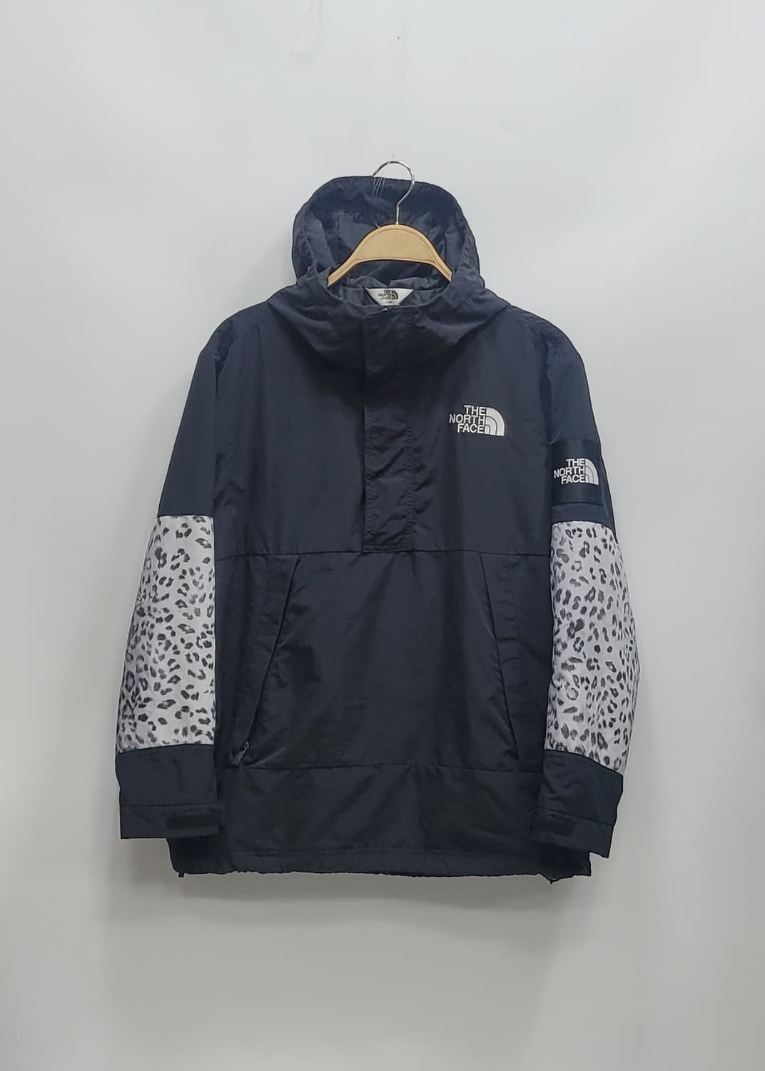 THE NORTH FACE 노스페이스 레오파드 배색 후드 아노락 / S 상품이미지1