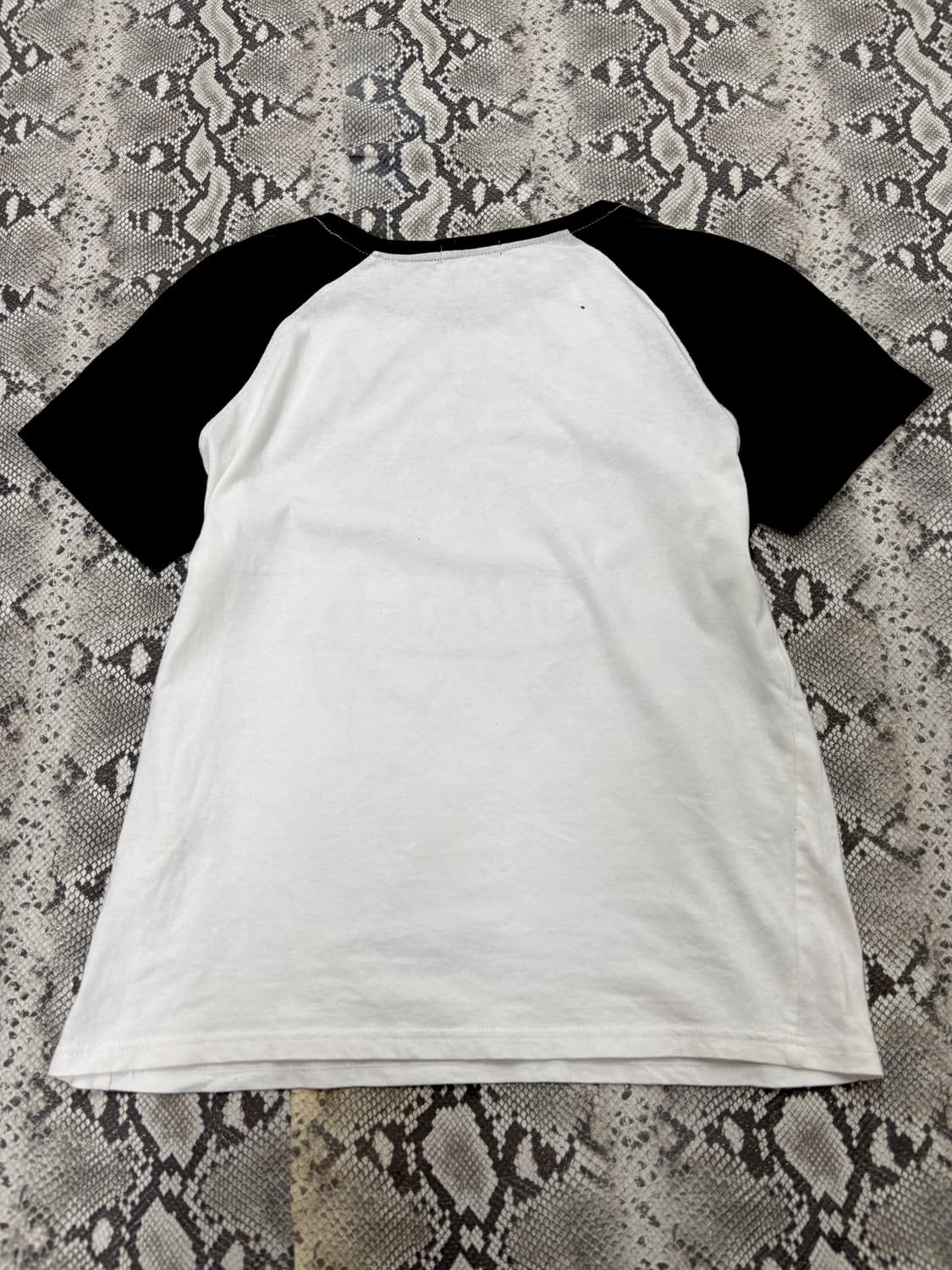 “Von Dutch” Y2K Cross Wings Print Tee 상품이미지5