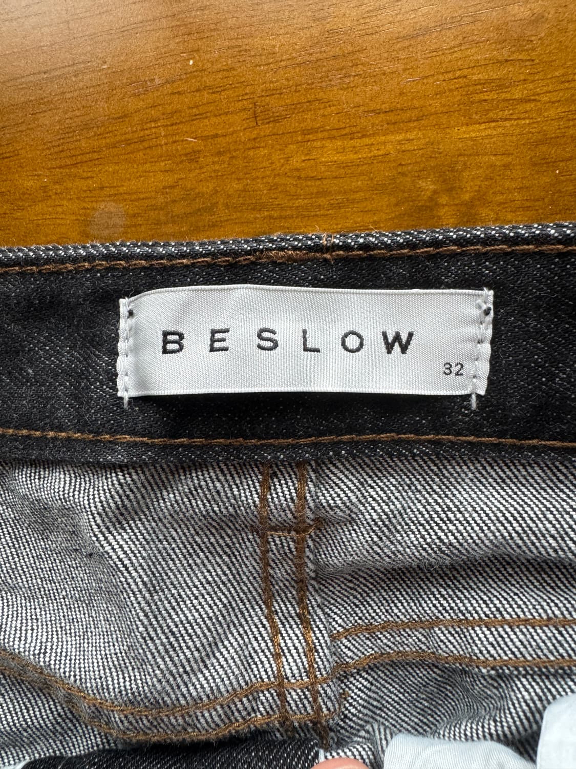 비슬로우 원턱 셀비지 데님 블랙 32 상품이미지3