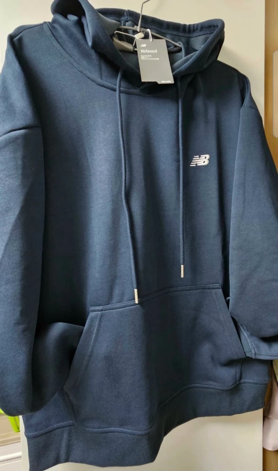 뉴발란스 네이비 후드티 상품이미지1