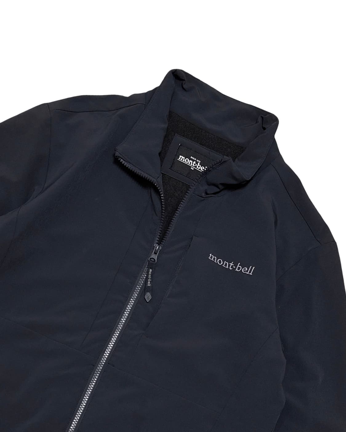 몽벨 로고 바람막이 상품이미지3