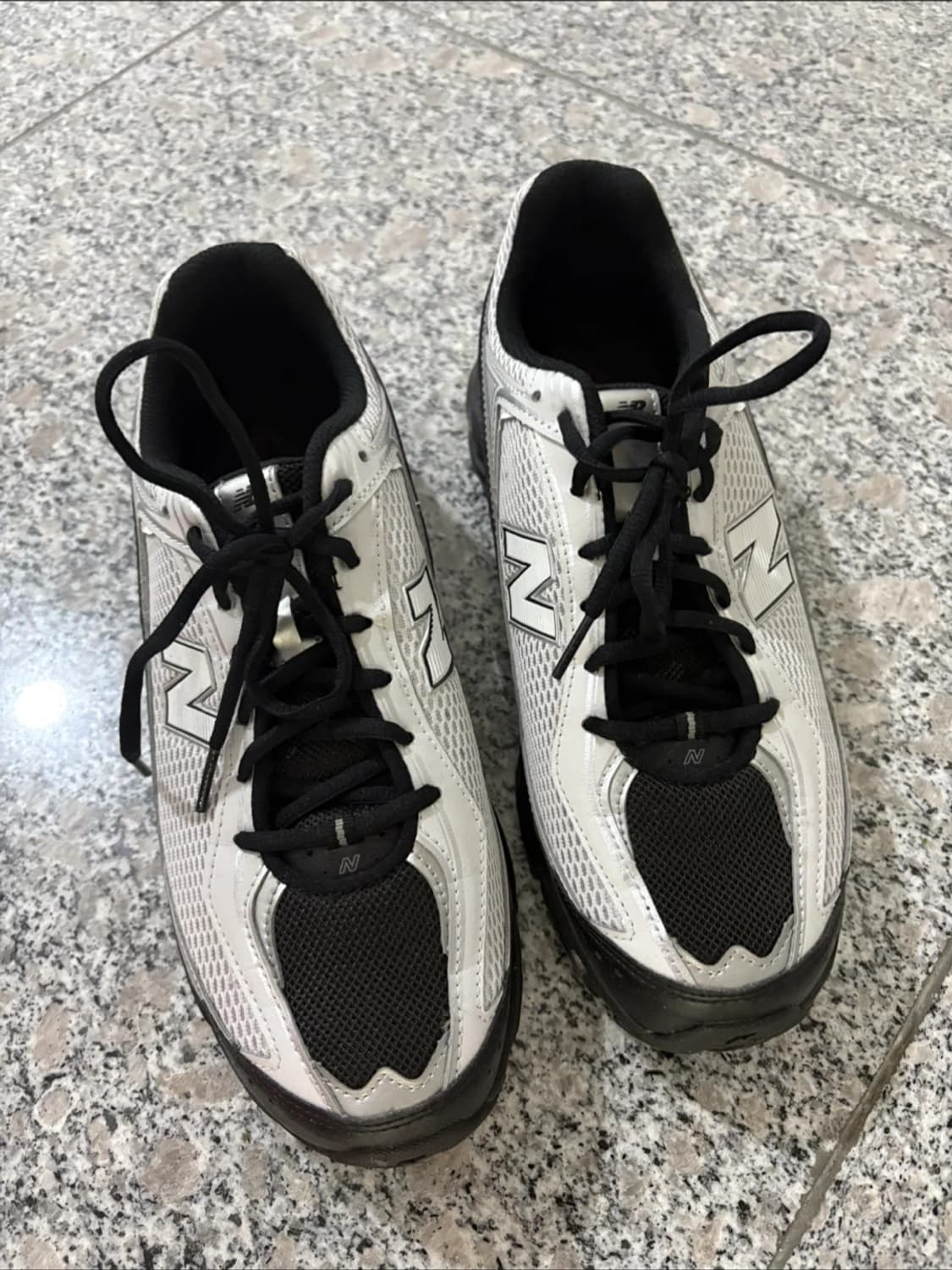 뉴발란스 509 블랙그레이 270 1회착 급처 상품이미지1