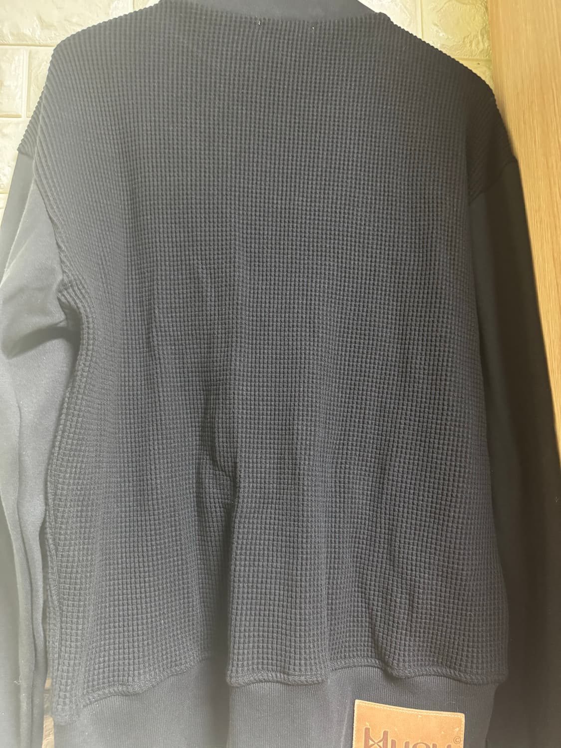 휴이 Side-Zip Neck Track Top Black 01 상품이미지3