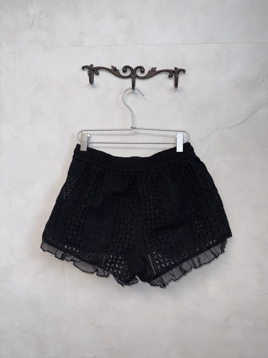 Black ethnic punching lace short pants 상품이미지3