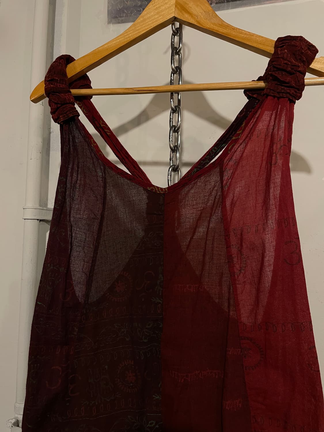 히피 레터링 언발란스 레드 버건디 원피스 상품이미지2