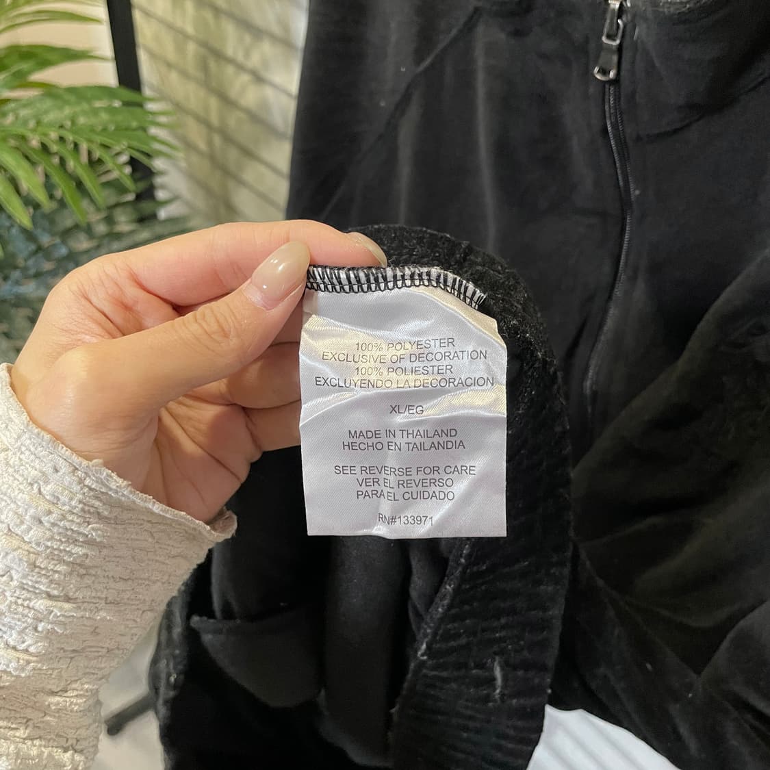 U.S. Polo Assn. 폴로 벨벳 집업 자켓 로고 디테일 블랙 상품이미지7