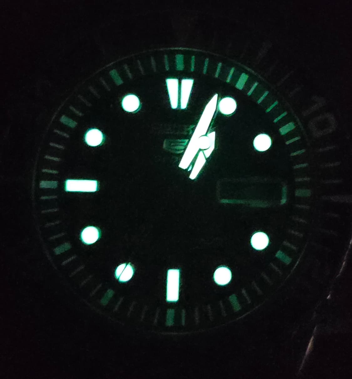 세이코 (SEIKO) 베이비스모 다이버 블랙 오토메틱 스켈레톤 백 시계 상품이미지3