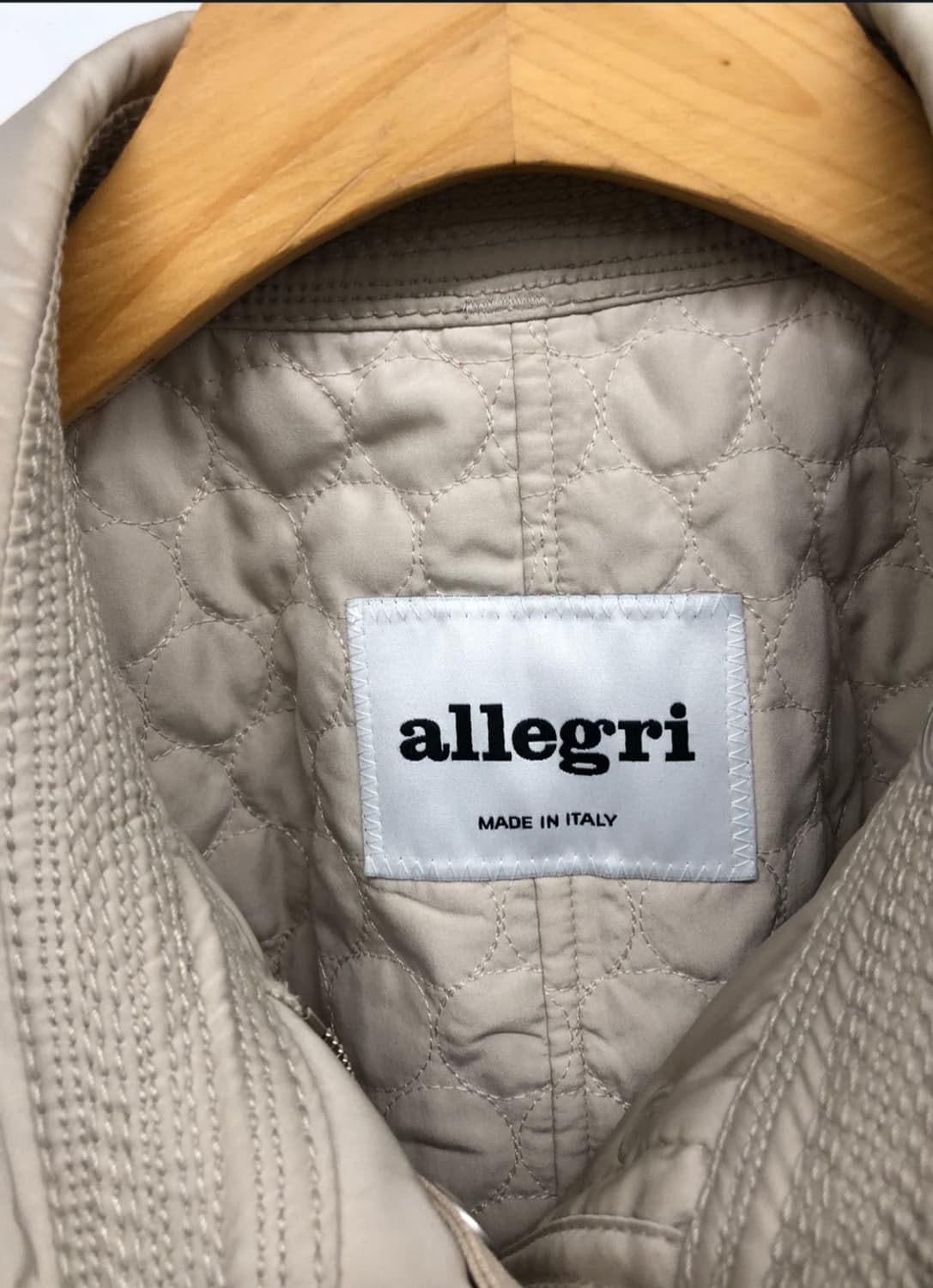 알레그리 여성 퀄팅 자켓 42사이즈(국내 55) 상품이미지5