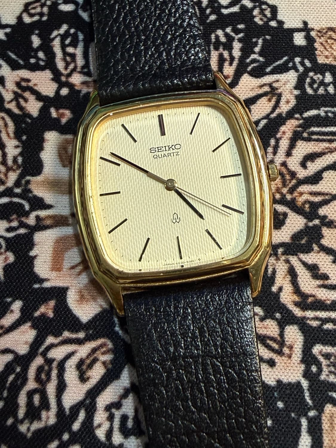 SEIKO 빈티지 쿼츠 시계 상품이미지2