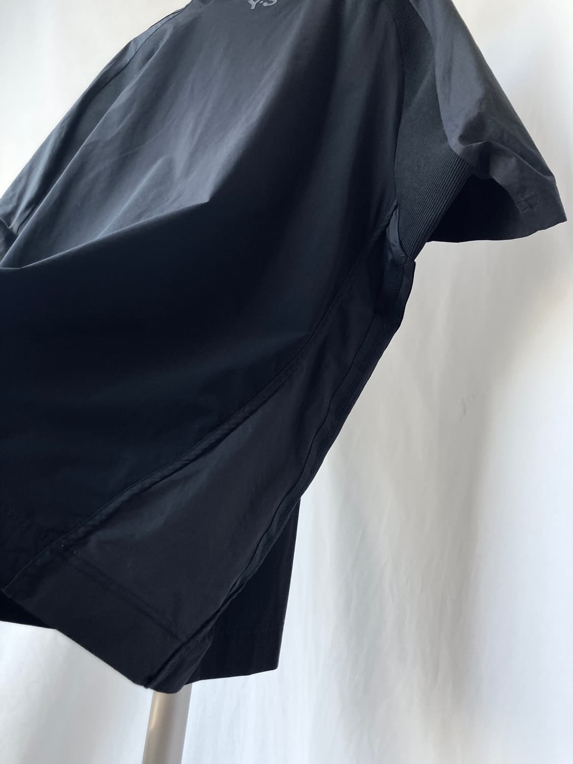 거의새것) 정품 Y-3 아디다스 남성 반팔 라운드 티셔츠 상품이미지7