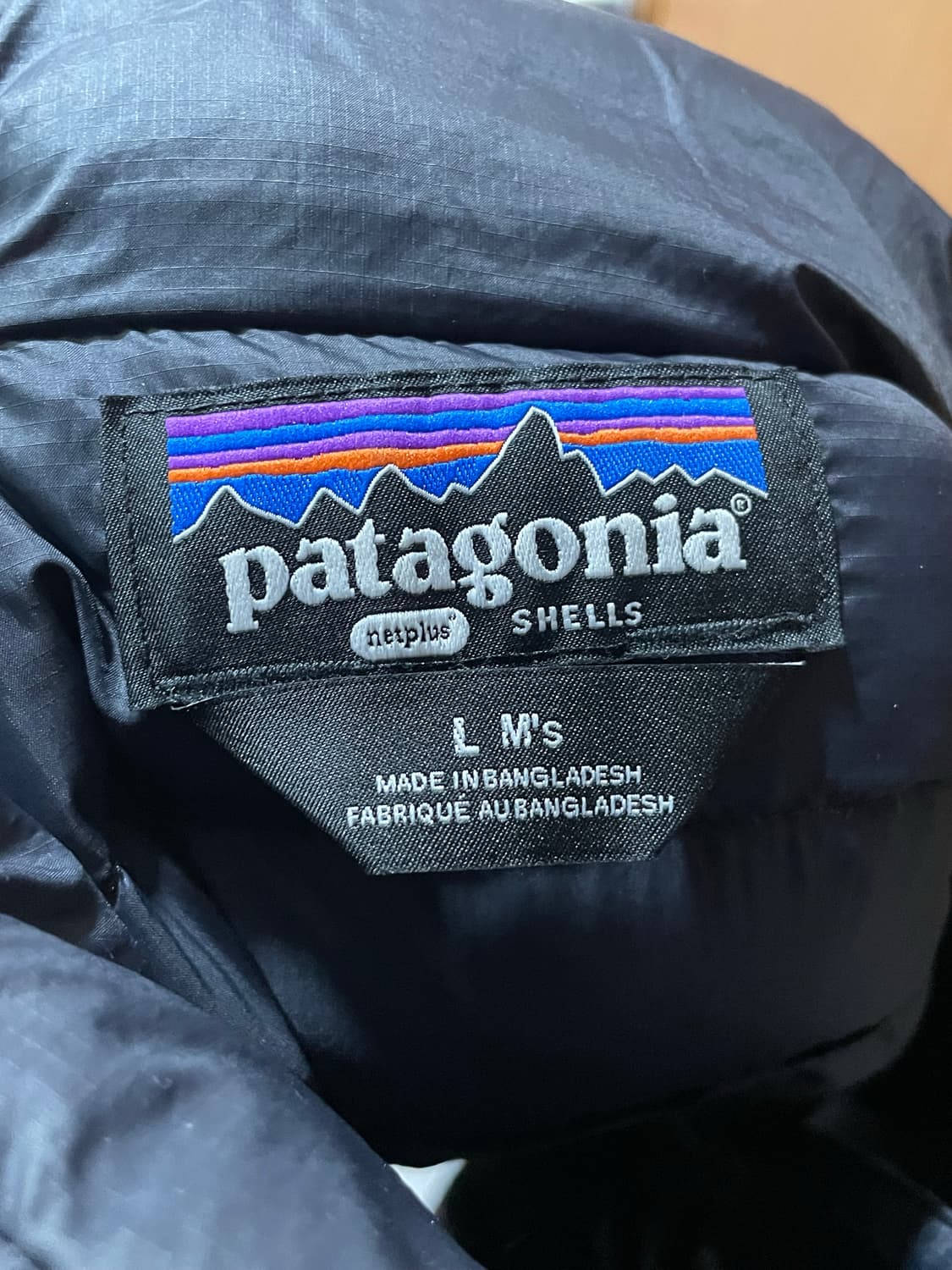 파타고니아 다운 스웨터 블랙 L 상품이미지4