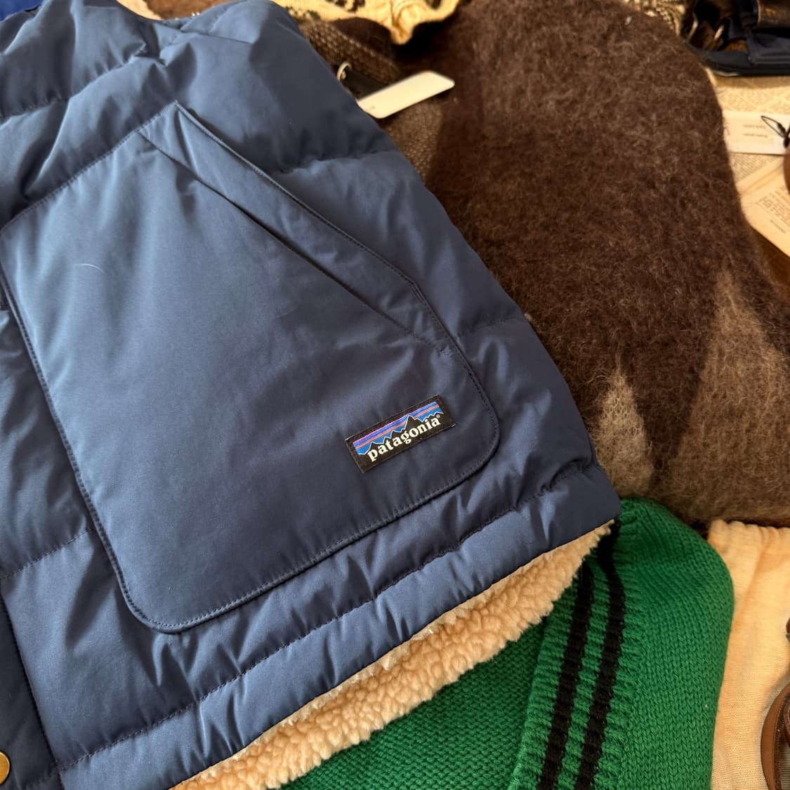 파타고니아 리버시블 비비 다운 베스트 L 상품이미지3
