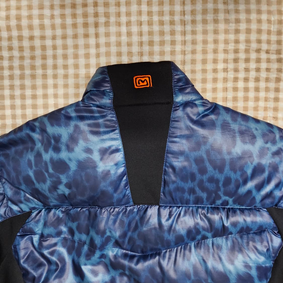 마운티아 거위털 경량패딩 남자100 상품이미지8