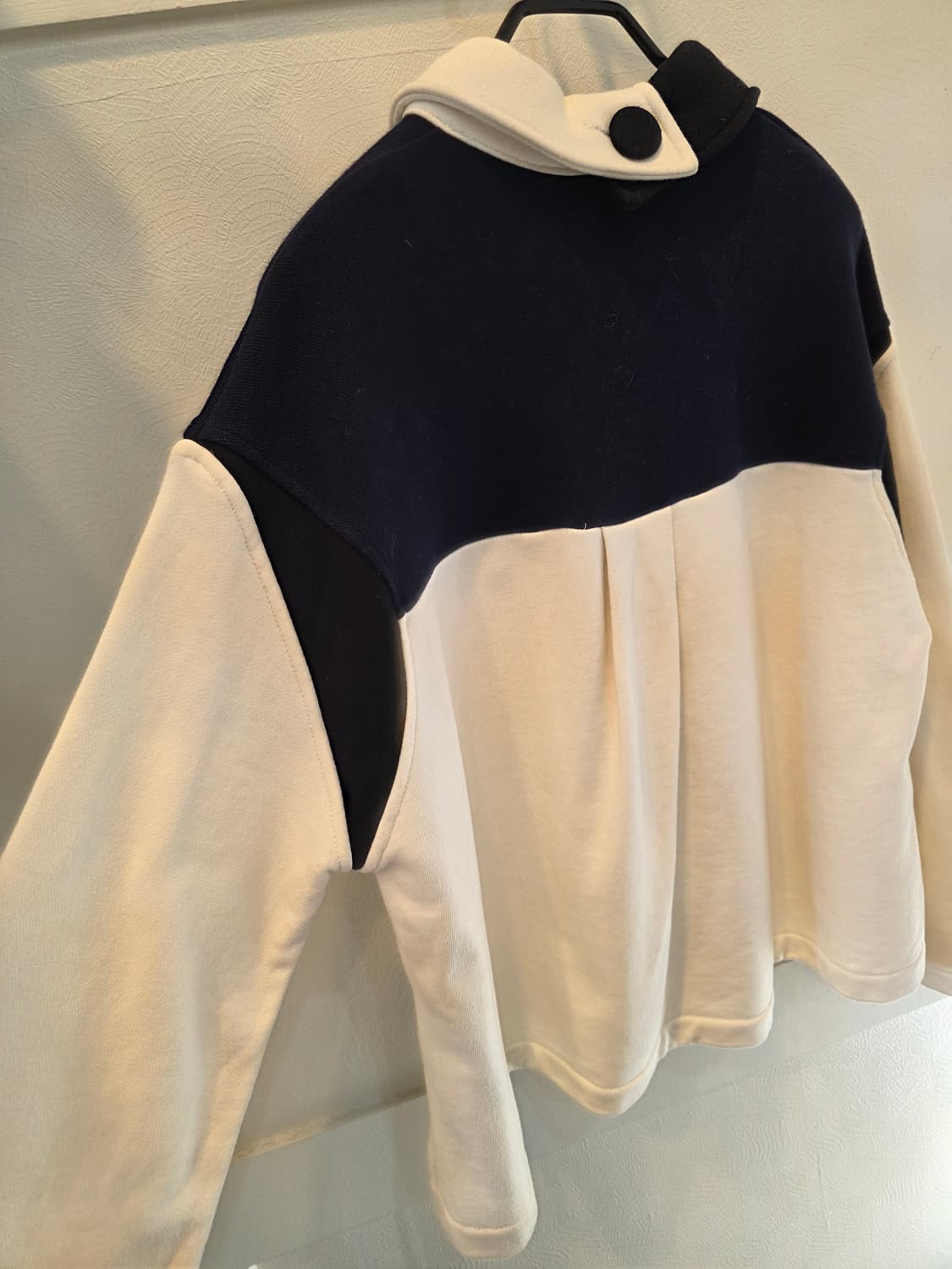 럭키슈에뜨 크롭기장 배색  티셔츠 상품이미지8