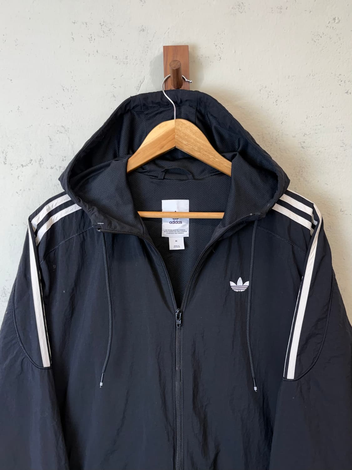 아디다스 파이어버드 신형 투웨이 삼선 바람막이 블랙 상품이미지2