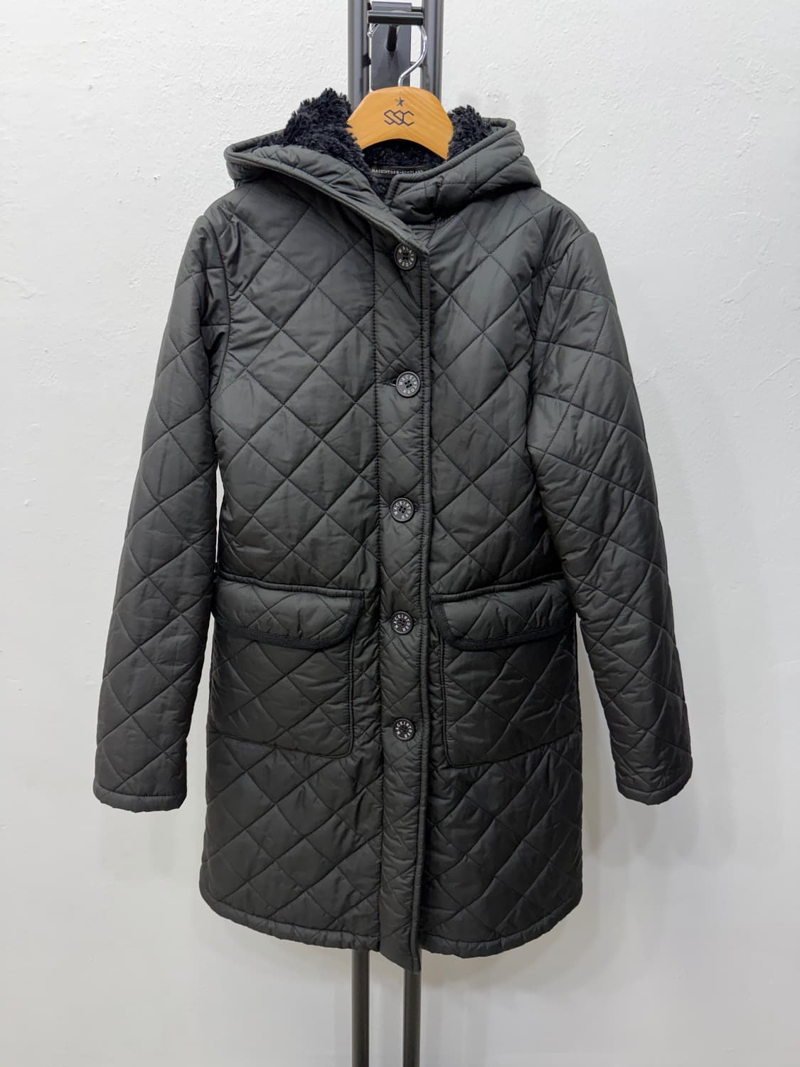 정품) 맥킨토시 블랙 퀼팅 패딩 55 상품이미지1