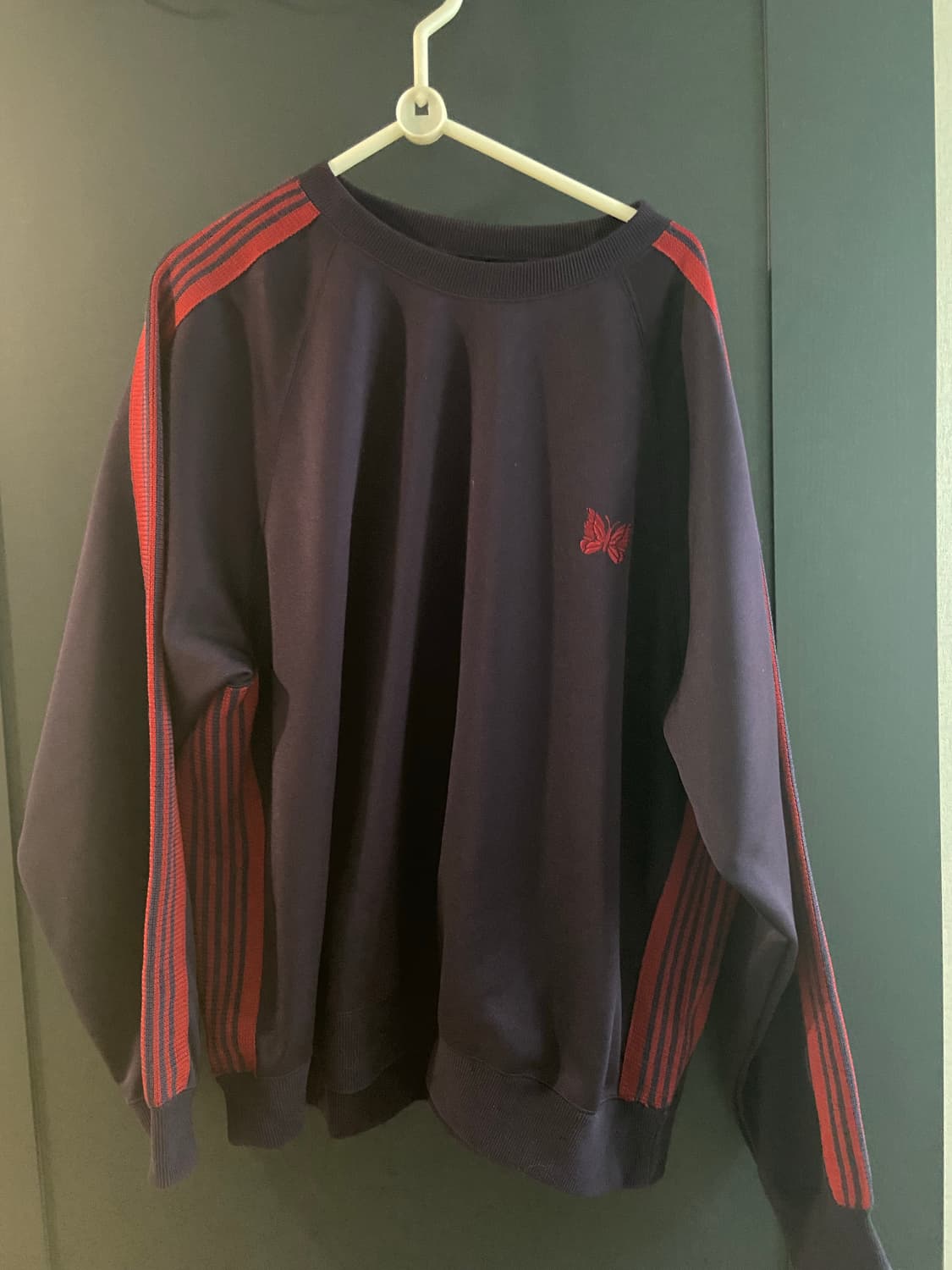 니들스 크루넥 다크퍼플l 상품이미지2