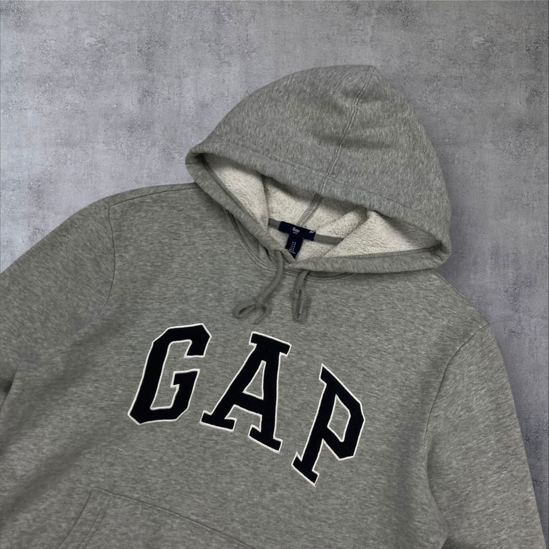 GAP 그레이 컬러 스펠아웃 빅로고 후드티 상품이미지2