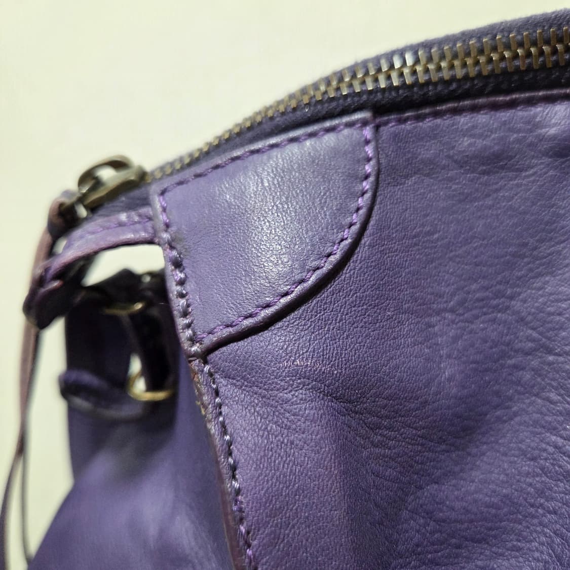 발렌시아가 시티 모터백 상품이미지8