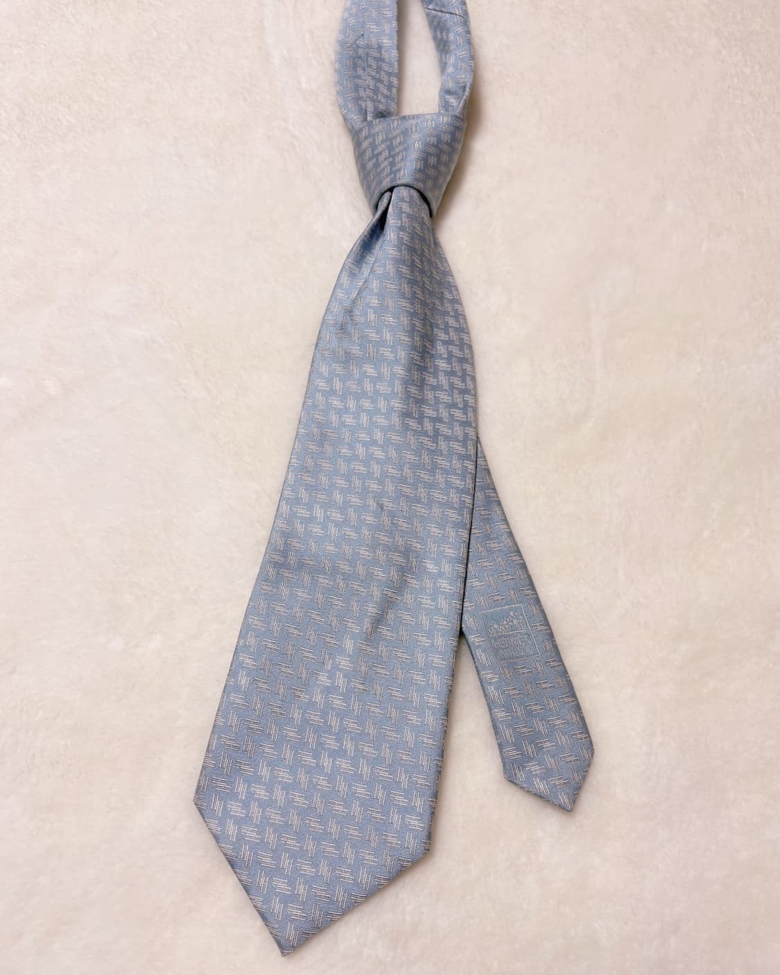 에르메스 긱시크 핀터깔 연 하늘색상 대장 넥타이  상품이미지1