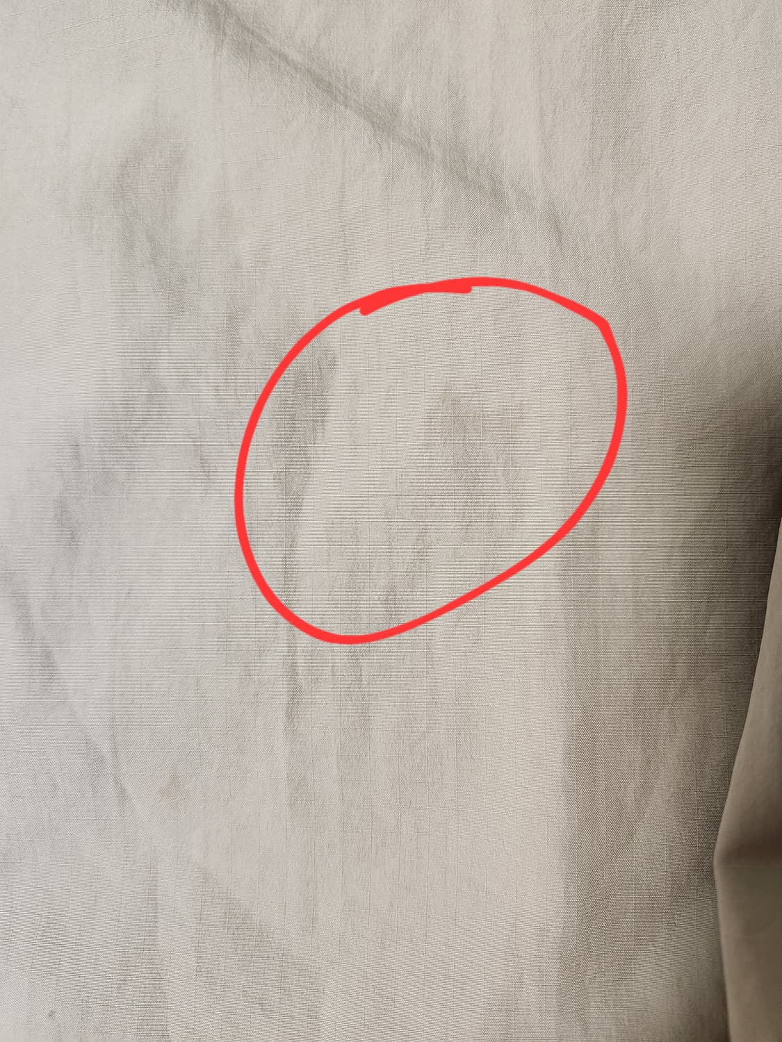 아디다스 W.N.D 러닝 바람막이 사이즈100(L)

옷은 예쁜데 로고  상품이미지7