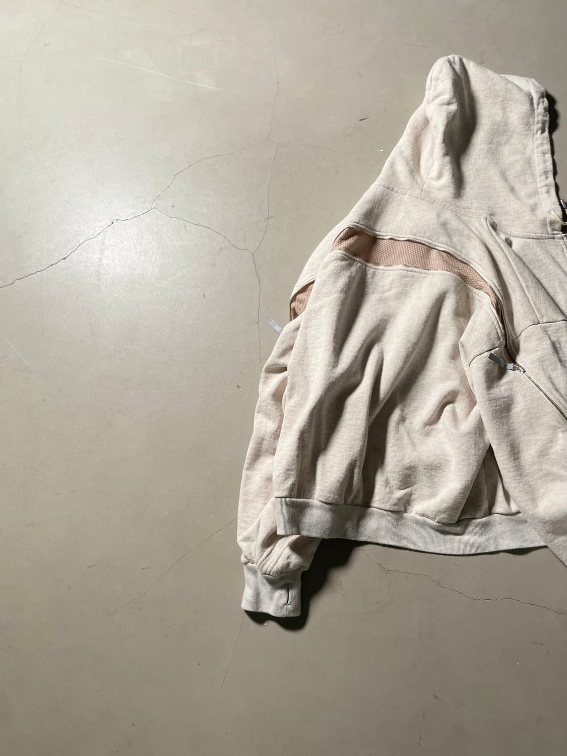 ROTOL (로톨) Zip Detail Cropped Hoodie 상품이미지5