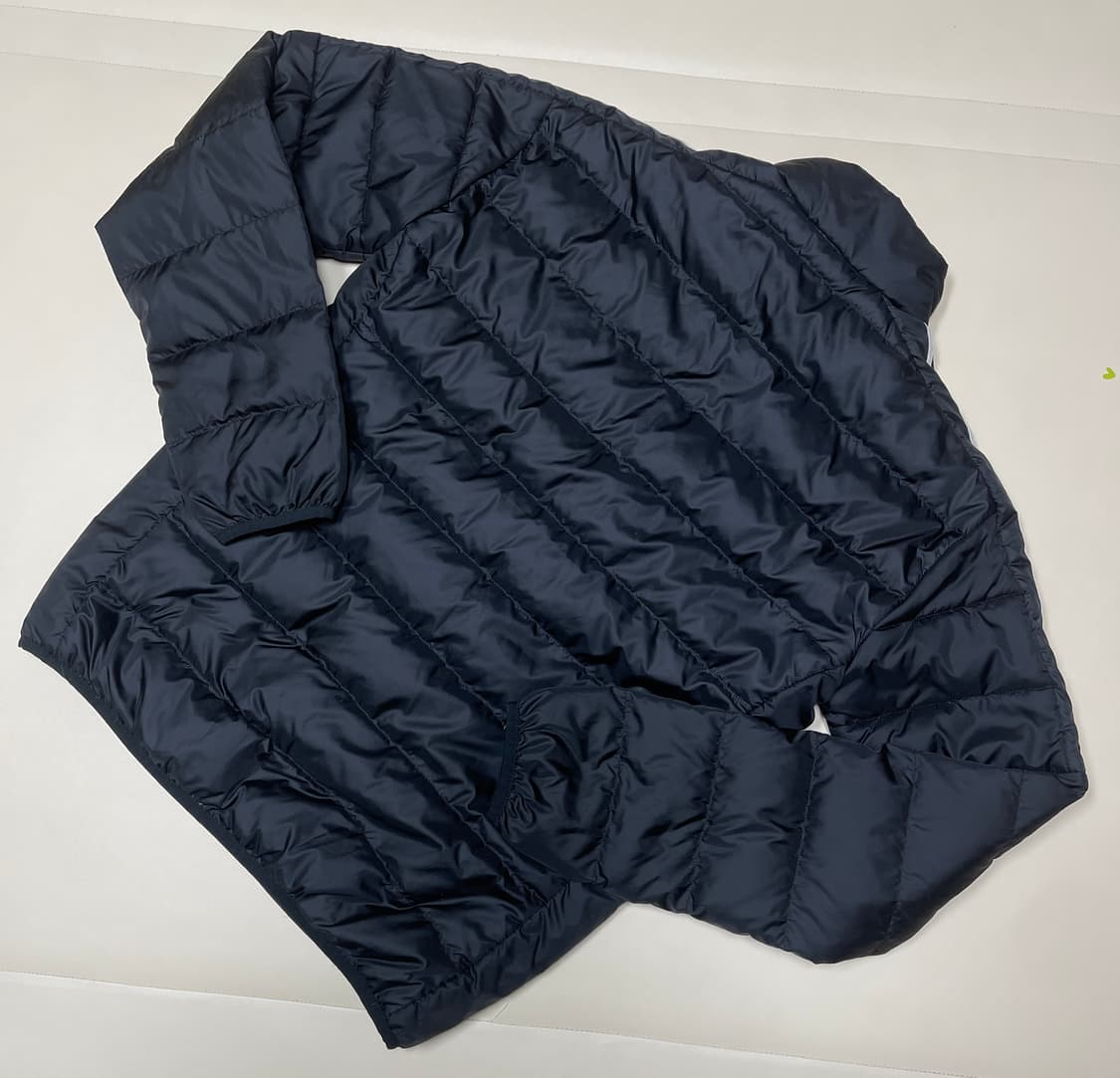 아디다스 에센셜 다운 패딩 블랙 상품이미지3