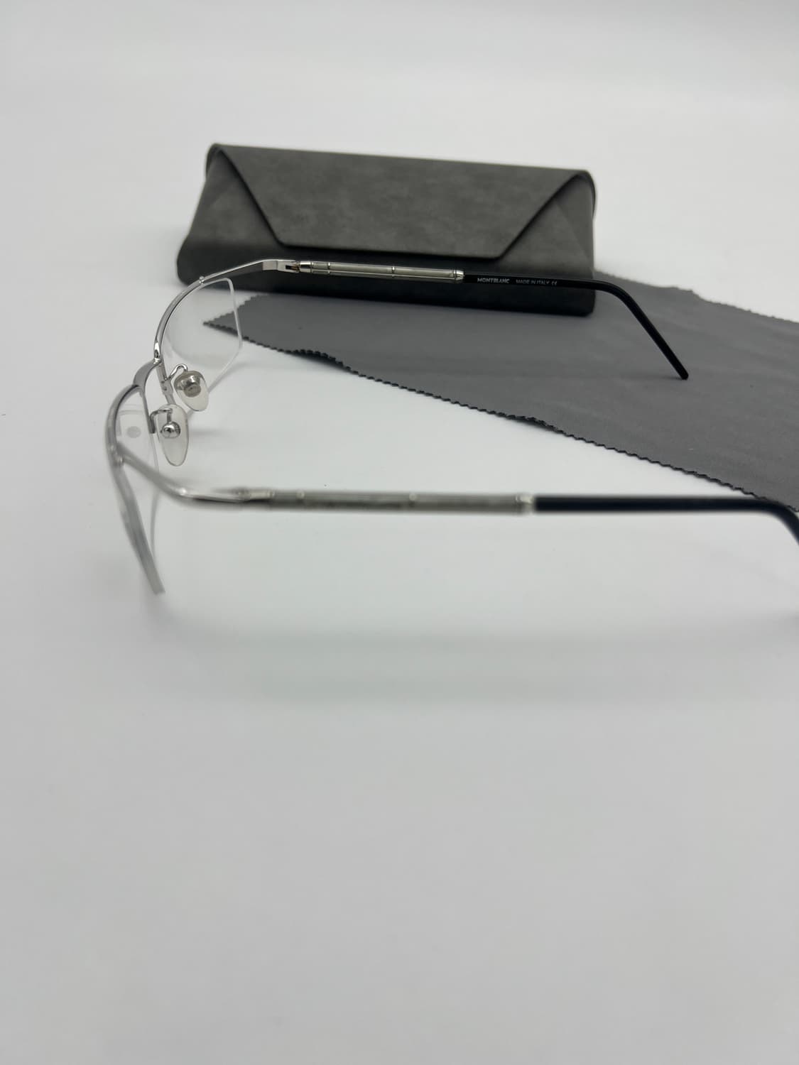 몽블랑 MONTBLANC 직사각 반무테 안경 MB122 H60 상품이미지5