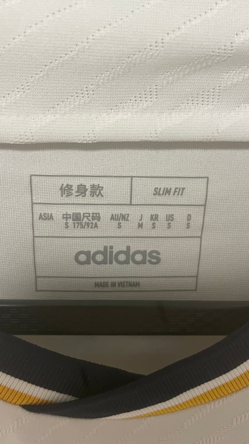 [어센틱] 23-24 레알마드리드 어센틱 토니 크로스 판매 상품이미지3