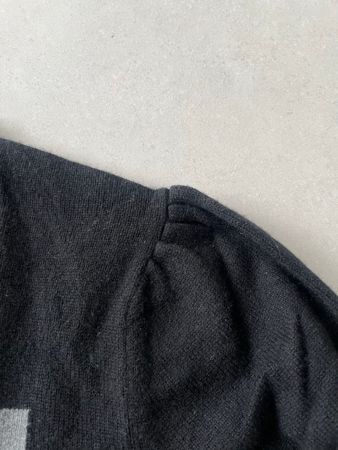 랜덤아이덴티티 울캐시 니트 블랙 XL 상품이미지4