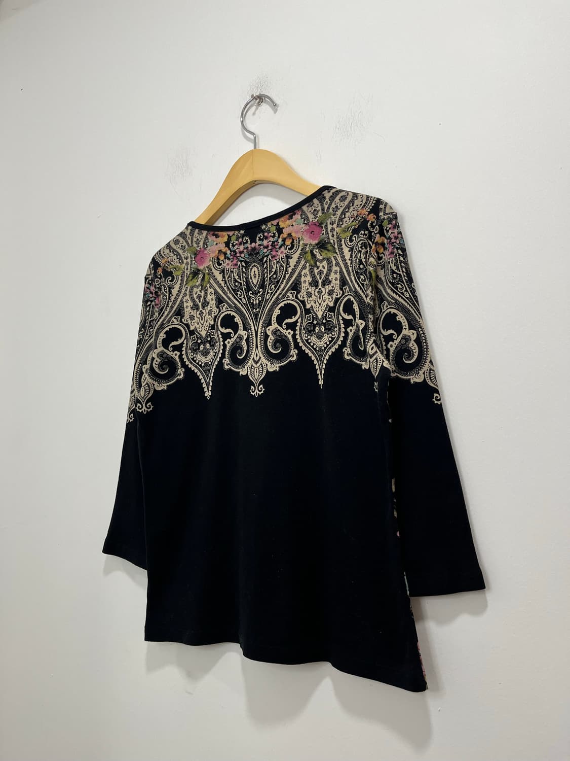 오리엔탈 페이즐리 플라워 큐빅 롱슬리브 티셔츠  상품이미지6