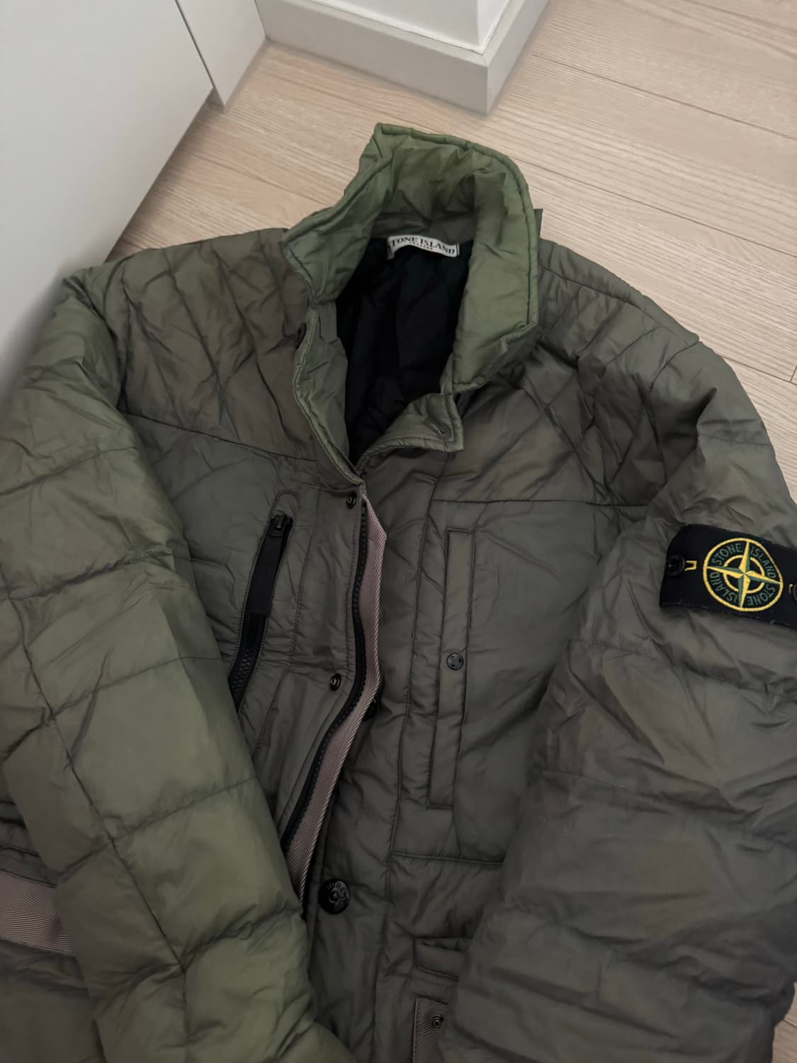 스톤 아일랜드 다운자켓 패딩 카키 상품이미지2