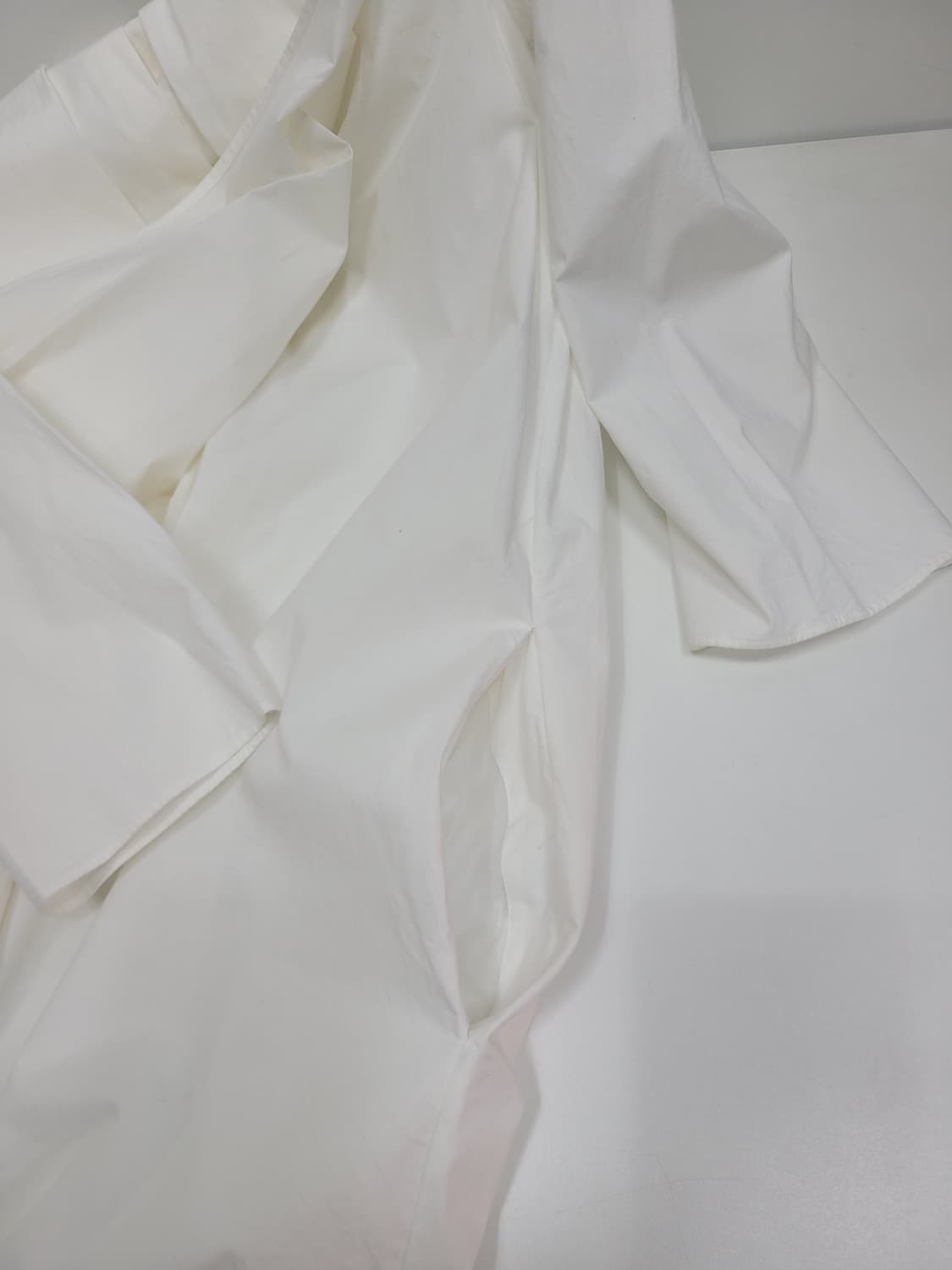 COS 코스 드레이프 코튼 셔츠 드레스 / 여 165-84A 화이트
 상품이미지6