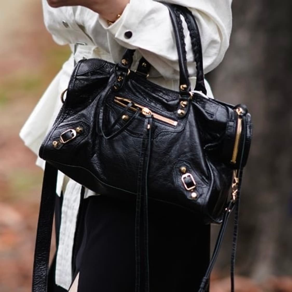 발렌시아가 클래식 시티백 미듐 판매합니다. 상품이미지10