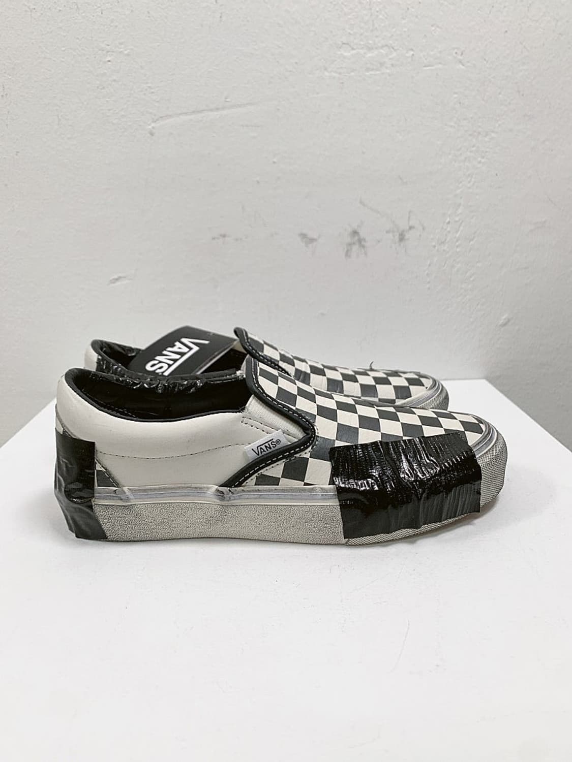 (정품/새상품) 반스 여성 볼트 클래식 슬립온 블랙 체커보드 스니커즈 상품이미지3