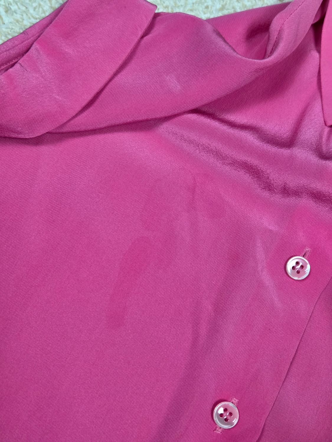 [생로랑] 실크 캡 슬리브 민소매 블라우스 | S00061 상품이미지7