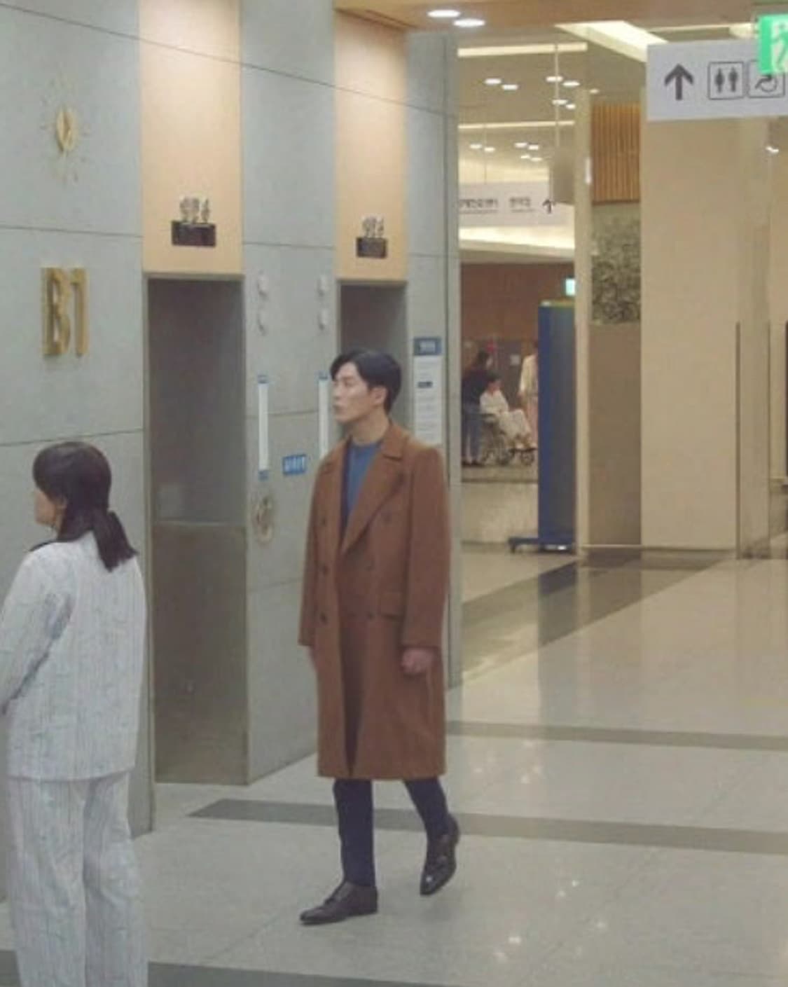 아미 AMI 남성 더블 코트 블랙 48 상품이미지8