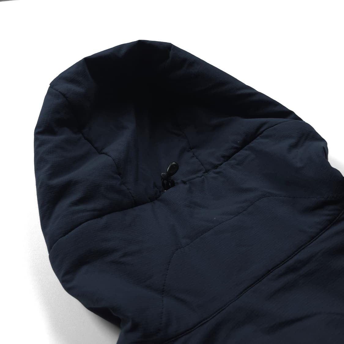 아크테릭스 아톰 LT 후디 자켓 블랙 사파이어 상품이미지6