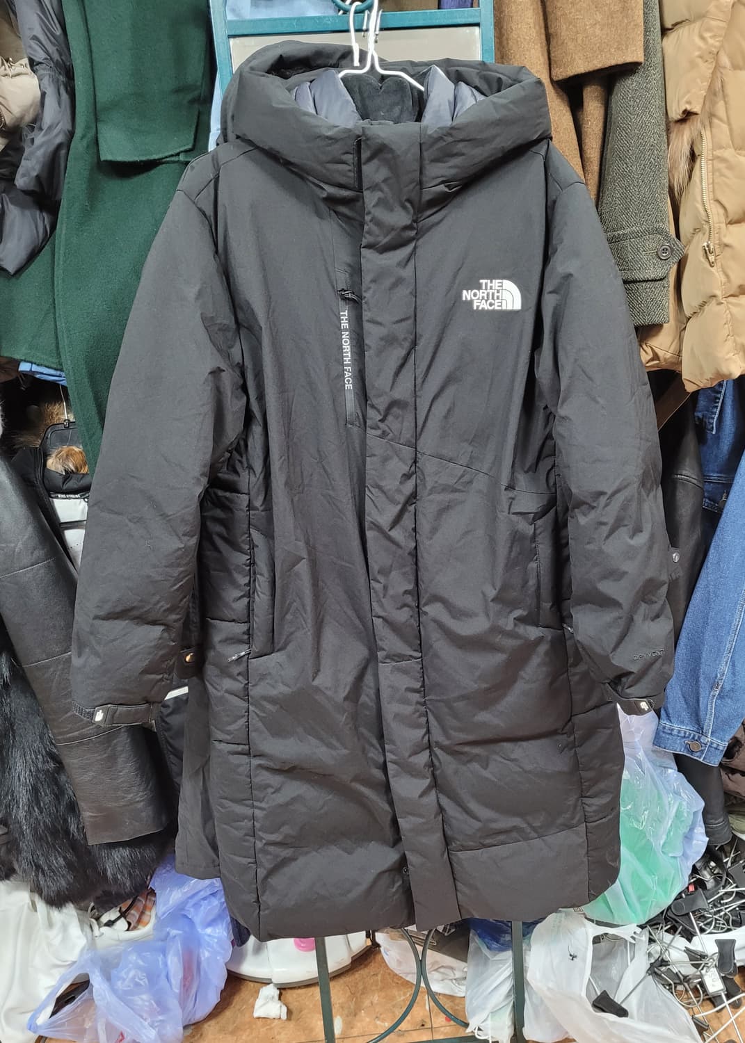 (100)L 노스페이스 익스플로링 [블랙] 구스다운 롱패딩 상품이미지1