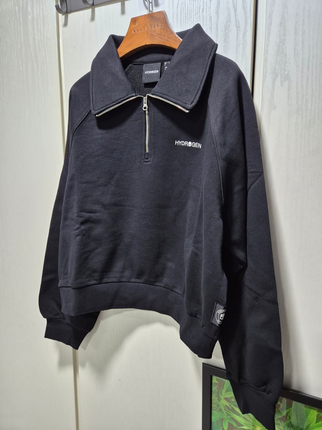 (세일)(새상품)하이드로겐 집업 맨투맨 블랙S 상품이미지3