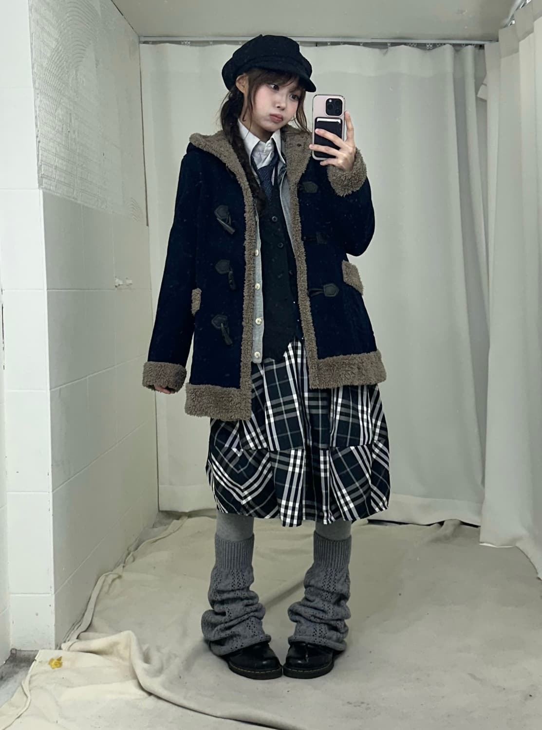 네이비 니혼진 프레피 무스탕 코트 코디세트 상품이미지1