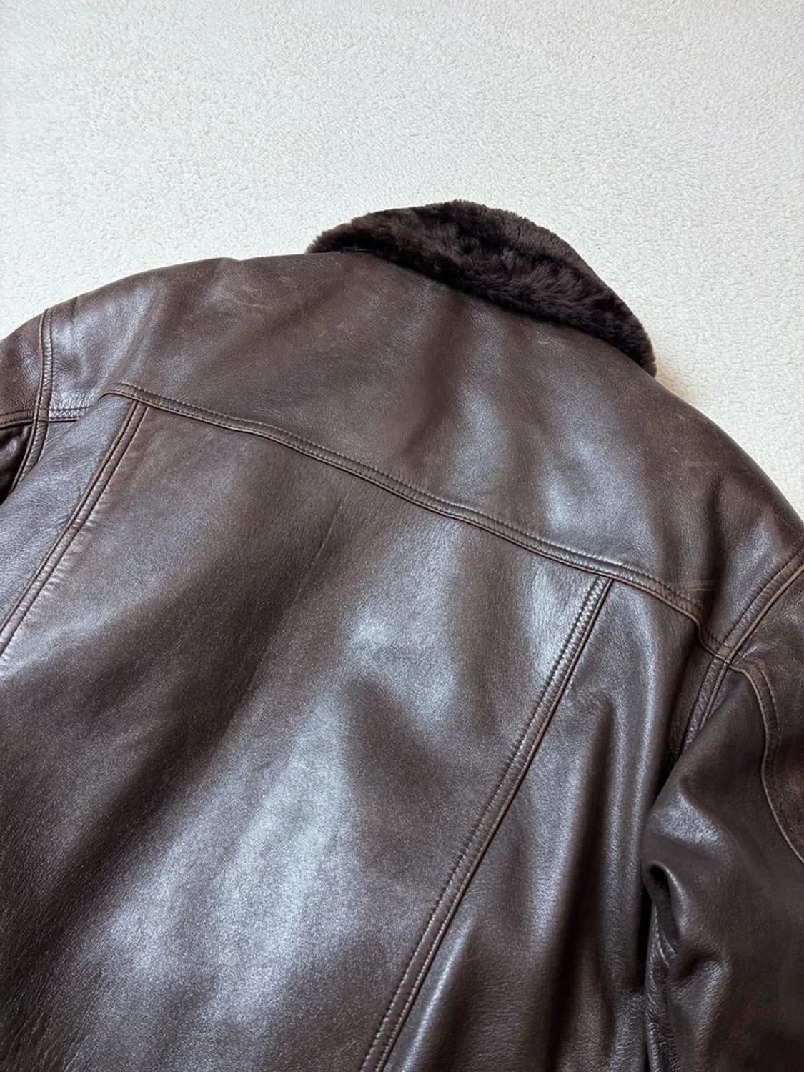 입생로랑 YSL 90's og A-2 양가죽 자켓 PN7716 상품이미지7