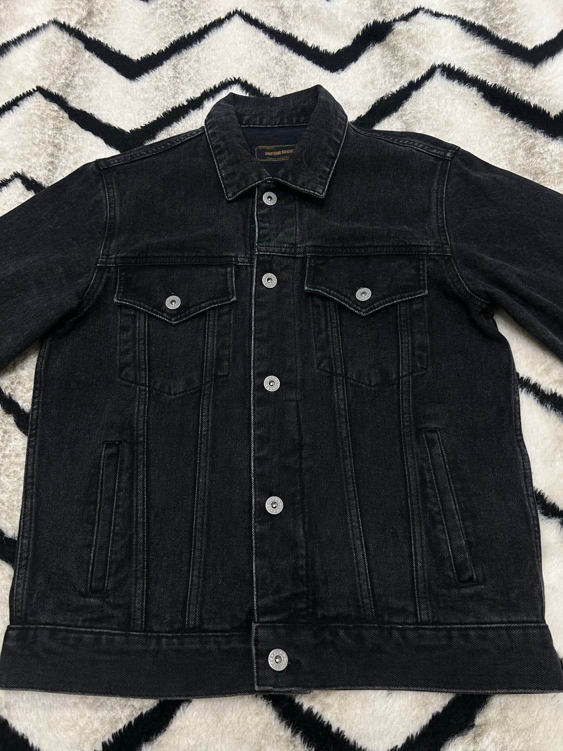[M]유니폼브릿지 흑청 데님 트러커 자켓 상품이미지3