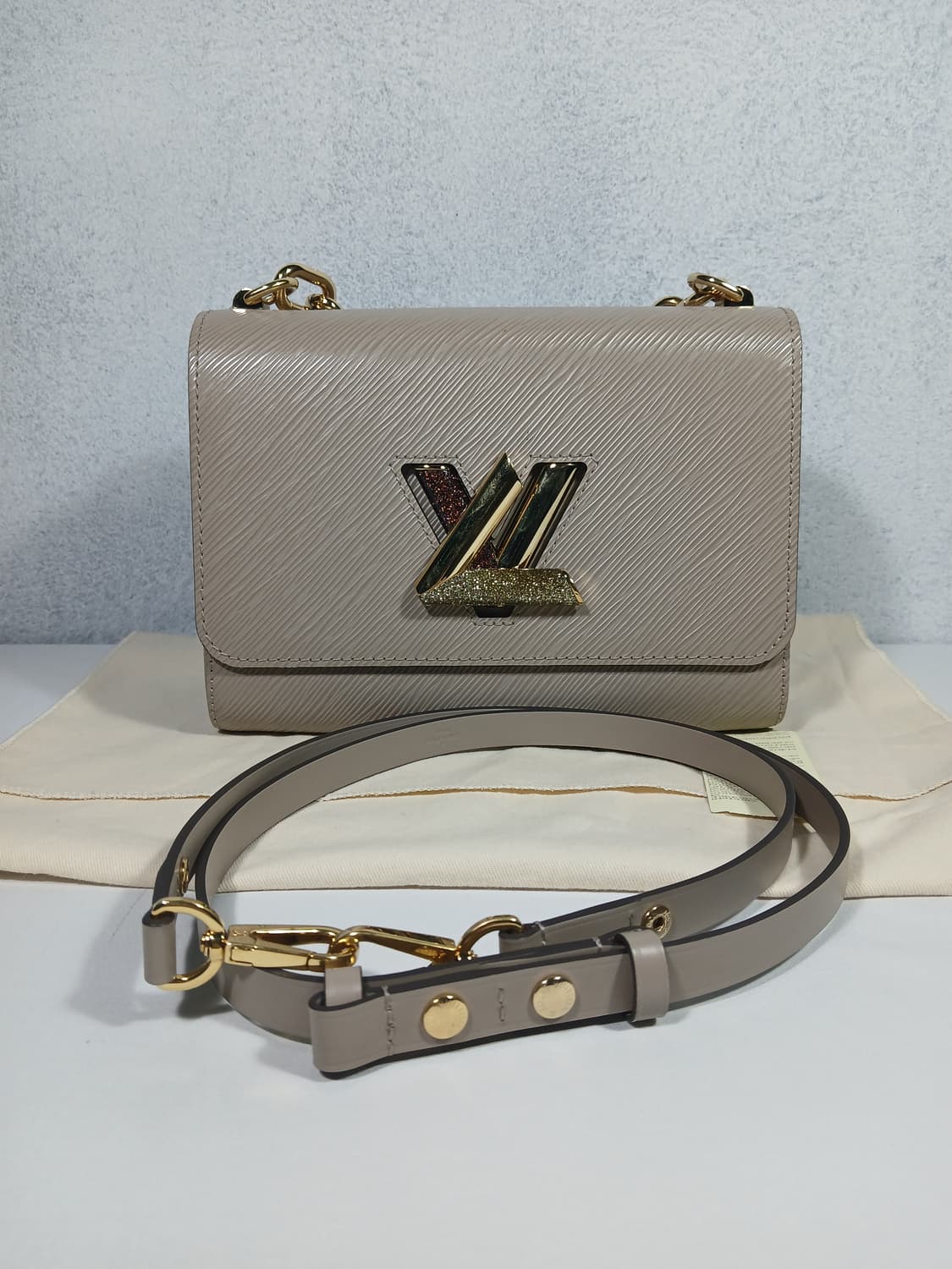 루이비통 트위스트MM 체인백 M59033 상품이미지1