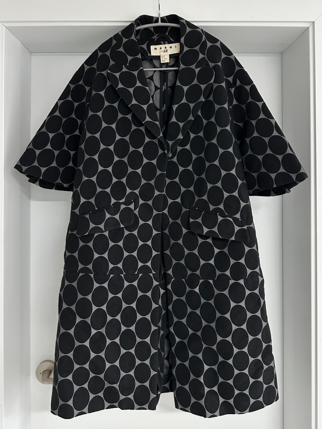 마르니 x H&M 도트 반팔 코트 38 상품이미지1