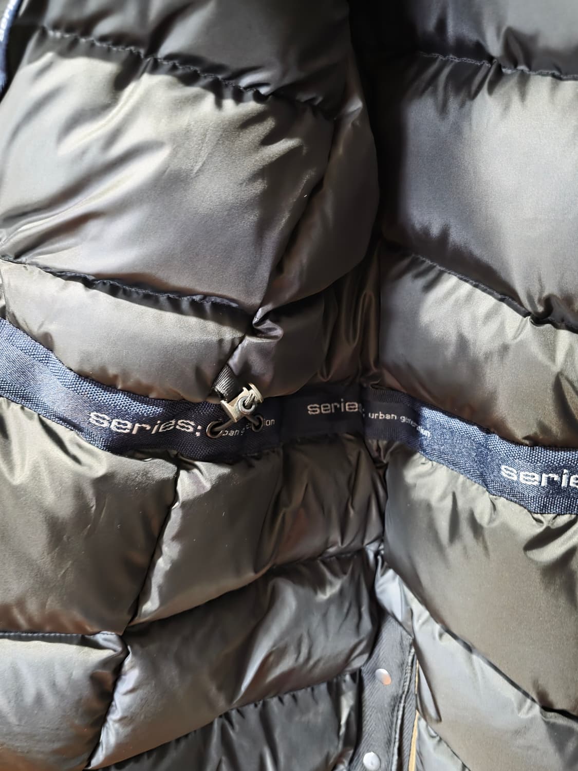 series 남성 카키 패딩점퍼 상품이미지4