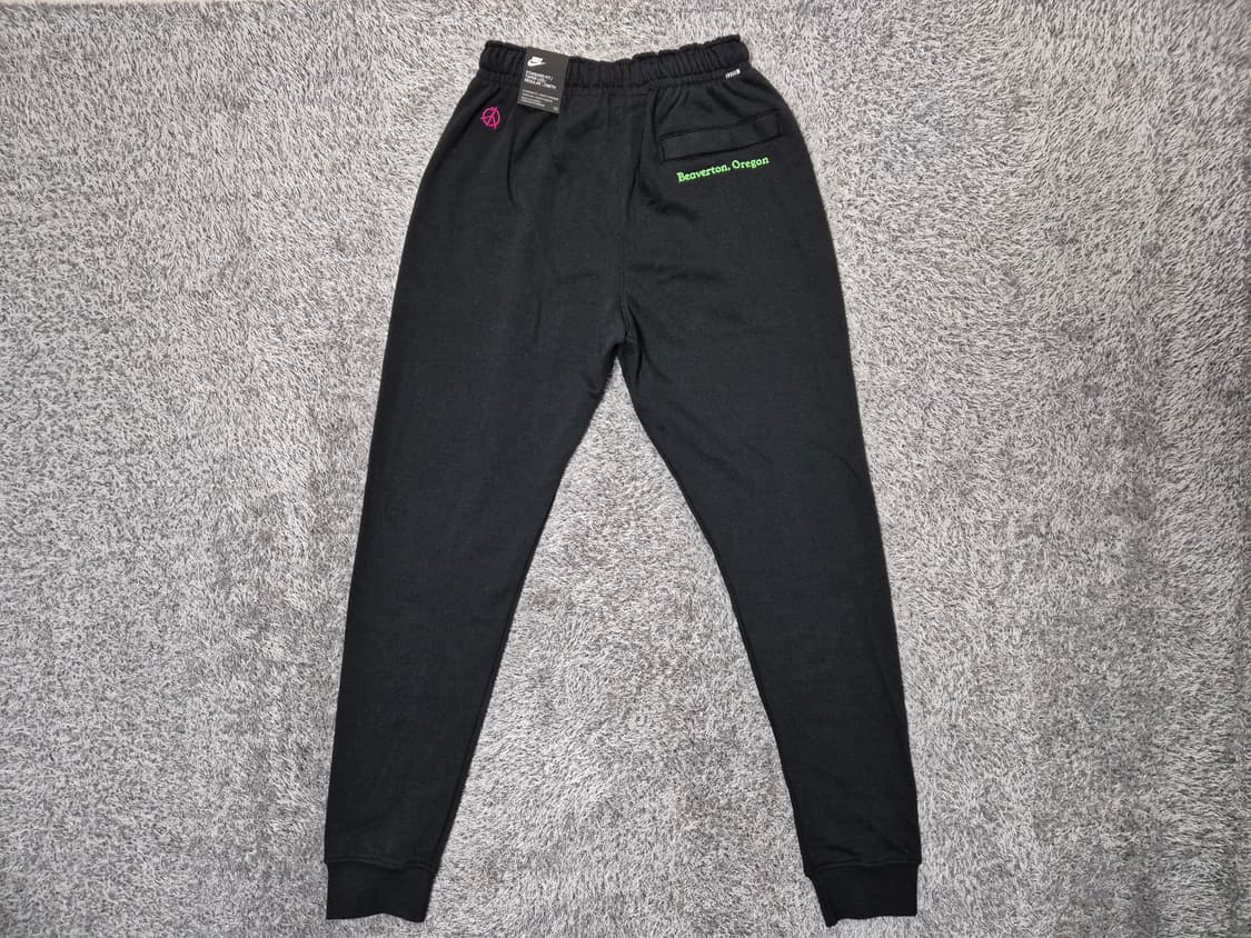 [새상품]나이키 남성 월드투어 플리스 조거팬츠 M 상품이미지4