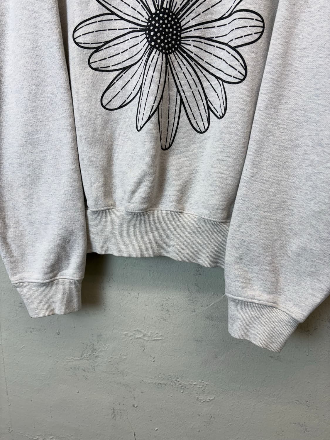 마르디메크르디 플라워 맨투맨 상품이미지3