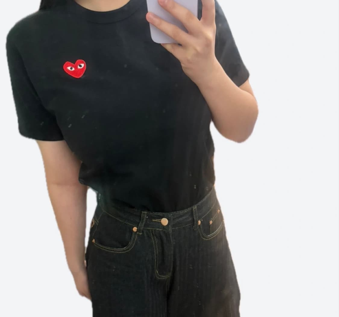 ✨[정품/초특가]꼼데가르송 PLAY 하트 와펜 블랙 반팔티✨ 상품이미지1
